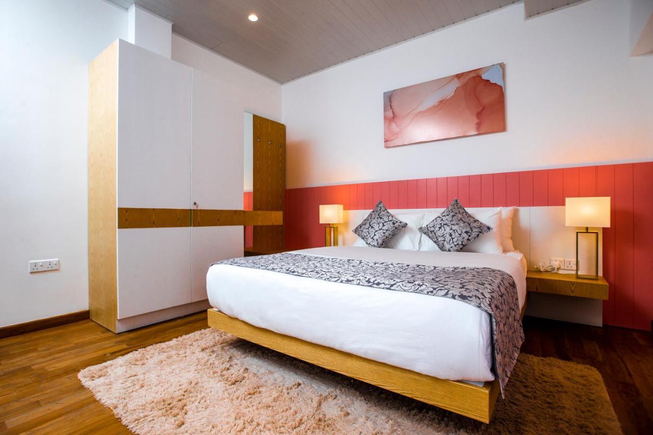 The Breeze Luxury Apartment 努沃勒埃利耶 外观 照片